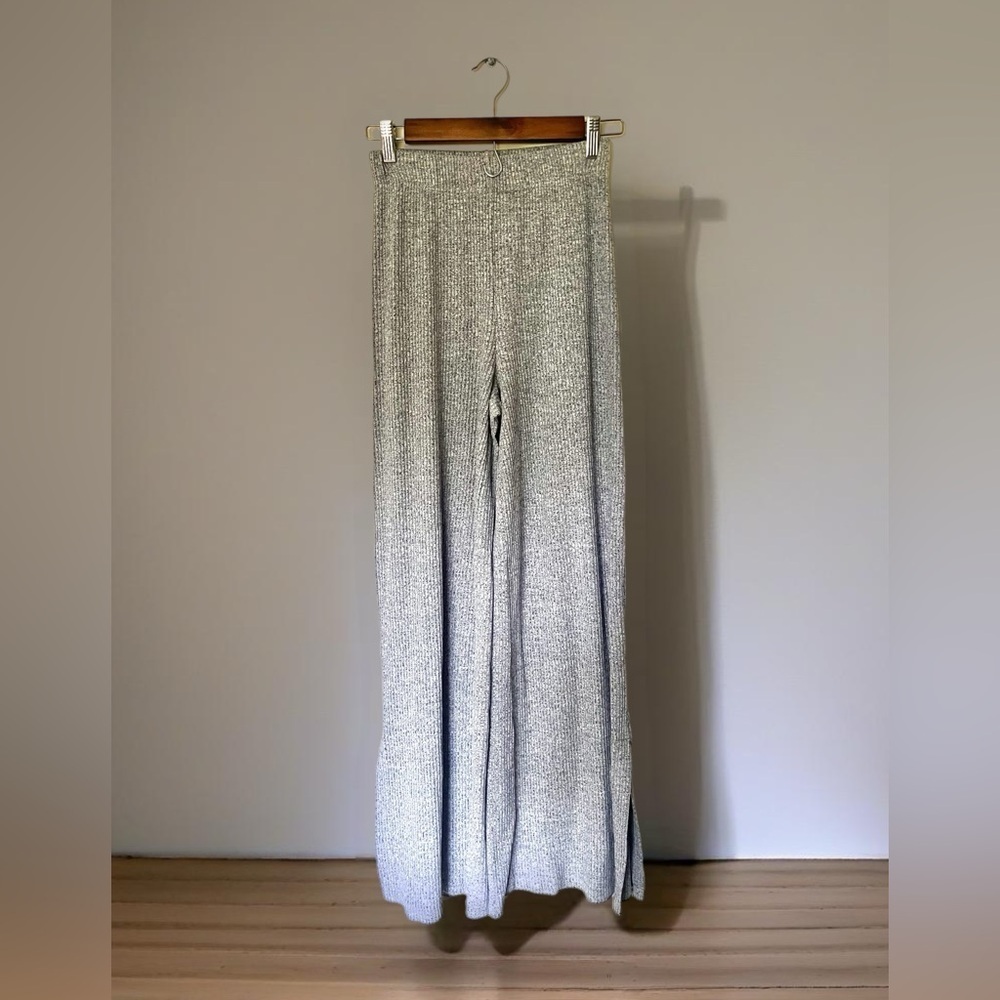 Wide legs slit comfy high waisted ribbed pants - Picture 2 of 9